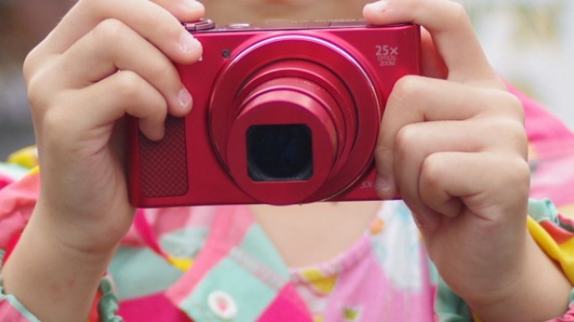 【レンズの違いとは】子どもの思い出をカメラで残そう！お家フォトグラファーデビュー！