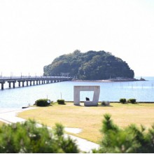 リニューアルした竹島水族館へ