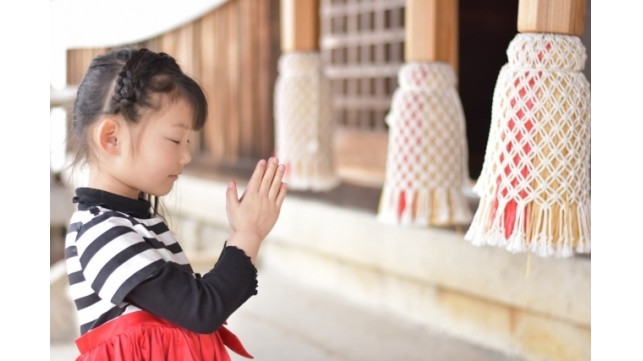 おさらいしておきたい！子供と行く初詣で気をつけたい神社のマナー