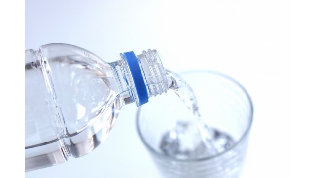 知らないうちに脱水状態になってない？尿の色で水分が足りているかを見てみよう