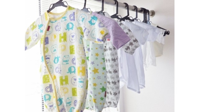 赤ちゃんを守るために知っておくべき！冬の赤ちゃんの服装を場面で別でのポイントをお伝えします！