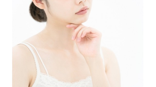 サメ肌が気になる！意外と多いサメ肌の方へ　原因と改善方法のご紹介