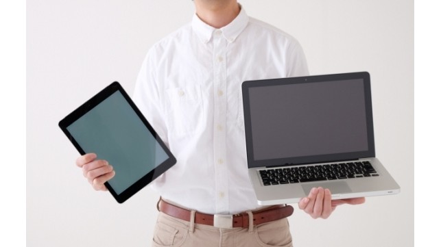高校生・大学生・社会人ユーザーの年代別！ノートパソコンとiPadそれぞれの長所
