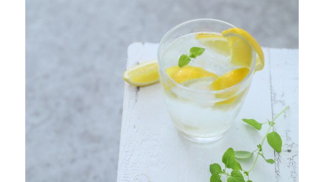 ダイエットにも効くレモン水を作ろう！！ 